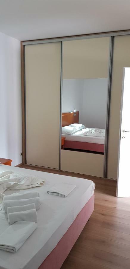 Premium Apartments Joy Primošten Εξωτερικό φωτογραφία